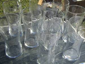 lot 184 image: 9 clear glass, coke glasses