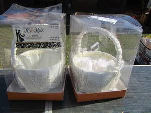 lot 209 image: his and hers flower baskets new qty 2