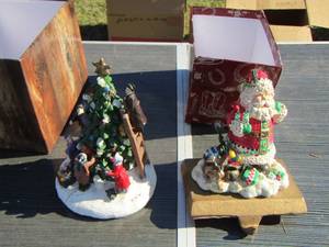 lot 241 image: Christmas tree figurine- mantel stocking hanger