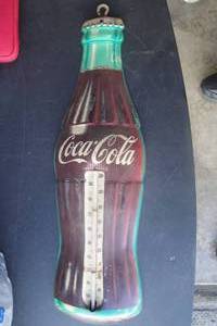 lot 8 image: Vintage Tin Coca Cola Bottle Thermometer by Robertson, Made in USA,  About 4 14x 16 14