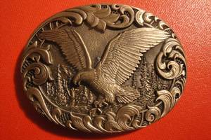 lot 37 image: Solid Brass Eagle Belt Buckle by Award Design Medals, 3 12x 2 12