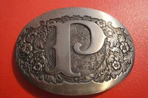 lot 58 image: Solid Brass Letter P Belt Buckle by Award Design Medals, 2 34x4