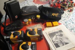 lot 89 image: Lot of Vintage Kodak Items including Camera Cases