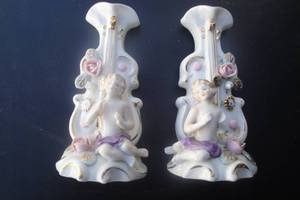 lot 48 image: Pair of Vintage Bone China Violin Vases About 6 high, 1 damaged