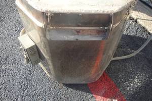 lot 54 image: Paragon Kiln Model A66B, About 20x18, 3600 Watts, Amp 15, 220 Volt