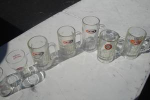lot 135 image: 8- Vintage Fast Food Drinking Glasses, 3 DQ Glasses, 5 AW Mugs with Mixed Labels