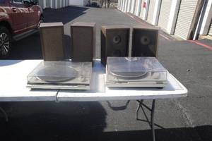 lot 136 image: 2 Stereo Systems, 2 Turntables, 1-SL-QD3, 1 SL-D2 and  4 Speakers