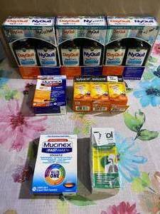 lot 225 image: Lot Of Medications - Vicks DayquilNyquil VapoCool Congestion, Mucinex, Airborne Medications - As Shown