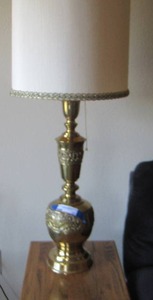 lot 10 image: ASIAN INSPIRED BRASS TABLE LAMP  38 12 tall with Shade  MATCHES 27