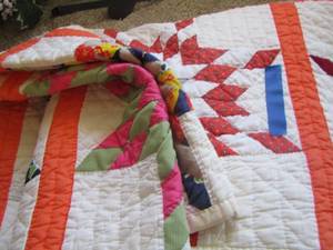 lot 53 image: queen size orange and white quilt