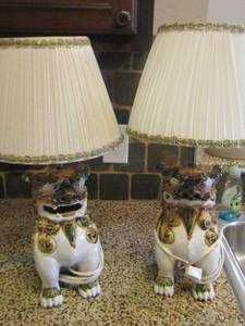 lot 2 image: FOO DOG LAMPS  -  JAPANESE  ( KPMAINU)  QTY 2  Mint Condition     QTY X THE MONEY