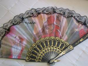 lot 86 image: ESPANA Hand fan