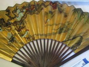 lot 90 image: G W BIRDS old color Japanese paper hand fan
