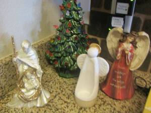 lot 99 image: Angel and Christmas dcor