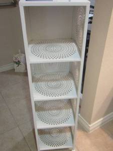 lot 91 image: Metal bathroom shelf white   44x12x12 4 tier