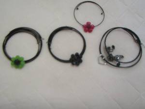 lot 127 image: Beaded womens chokers  QTY 5