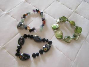 lot 131 image: 3 womens stone bracelets