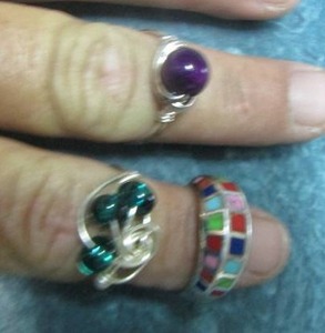 lot 143 image: qty 3 womens rings