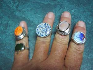 lot 153 image: qty 5 womens rings