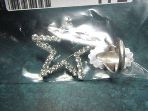lot 172 image: blue stone ring, star shirt pin
