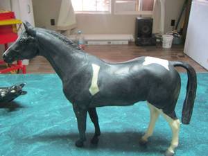 lot 223 image: BREYER SPOTTED TRAKEHMER WARMBLOOD HORSE  1990 #732