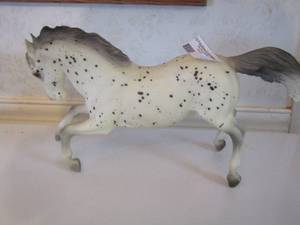 lot 180 image: Breyer horse rare black leopard appaloosa #709 fighting stallion