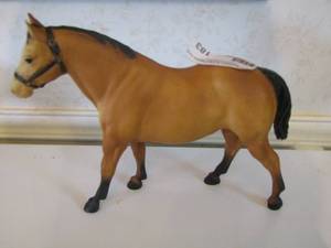 lot 183 image: Breyer stallion horse brown black mane tail socks 8 tall vintage