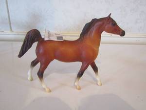 lot 187 image: BREY ARABIAN BAY