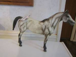lot 189 image: BREYER ARABIAN GREY