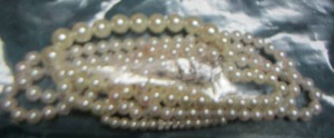 lot 202 image: 2 pearl necklace