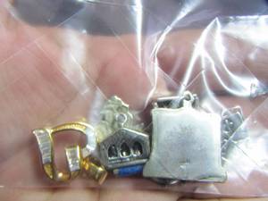 lot 208 image: qty 6 necklace pendants