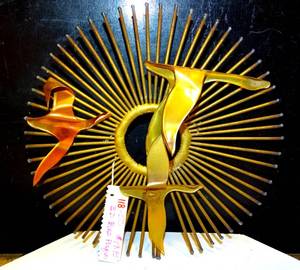lot 64 image: LOVELY BRASS AND COPPER SUN SCULPTURE WITH FLYING BIRDS
