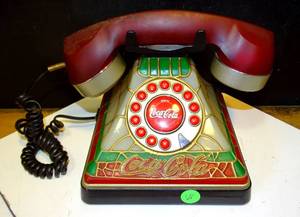 lot 68 image: Vintage Coca-Cola Telephone Light Up Stained Glass 2001 Land Line Phone