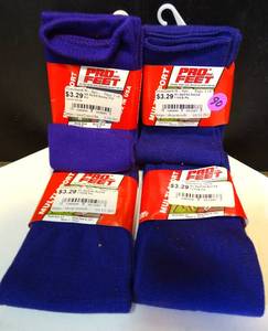 lot 90 image: LOT OF 4 - PRO FEET SPORT SOCKS - SIZE 5-7