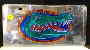lot 94 image: FLORIDA GATORS MIRRORED LICENSE PLATEWALL DISPLAY
