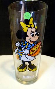 lot 112 image: Minnie Mouse Happy Birthday Mickey Pepsi Brockway Glass Disney 1978 WL 16 Oz