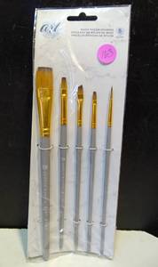 lot 163 image: NEW - ART BASIC 5 PC PAINTBRUSH SET
