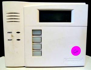 lot 164 image: $$$ - Honeywell Home 6150RF Fixed Display Keypad (CHECK COMPS)