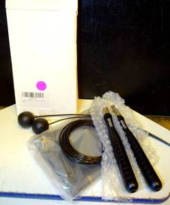 lot 177 image: NEW - PORTABLE SPEED JUMP ROPE