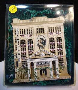 lot 184 image: GONE WITH THE WIND LOEWs GRAND ATLANTA, GA - SIGNED & NUMBERED