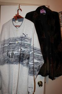 lot 61 image: Cape Cod Sweat Shirt and Cobblestone Canyon Jacket 2xl