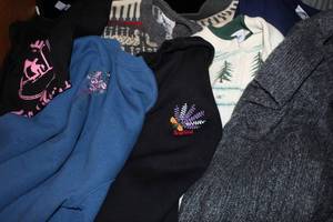 lot 248 image: Womens Plus Size Sweat Shirts and Sweaters 3xl