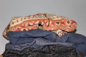 lot 264 image: Plus Size Sweaterssweat shirts 3-4 xl