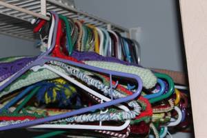 lot 265 image: Quantity of Hangers