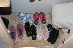 lot 266 image: Ladies size 10 Shoes