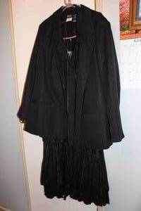 lot 274 image: Plus size coat 3-4xl