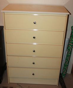 lot 93 image: Dresser