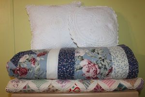 lot 107 image: Two Quilts and Pillow