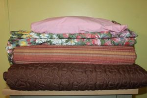 lot 109 image: Bedding and Pillow