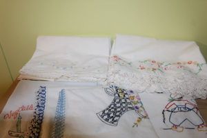 lot 113 image: Pillow cases